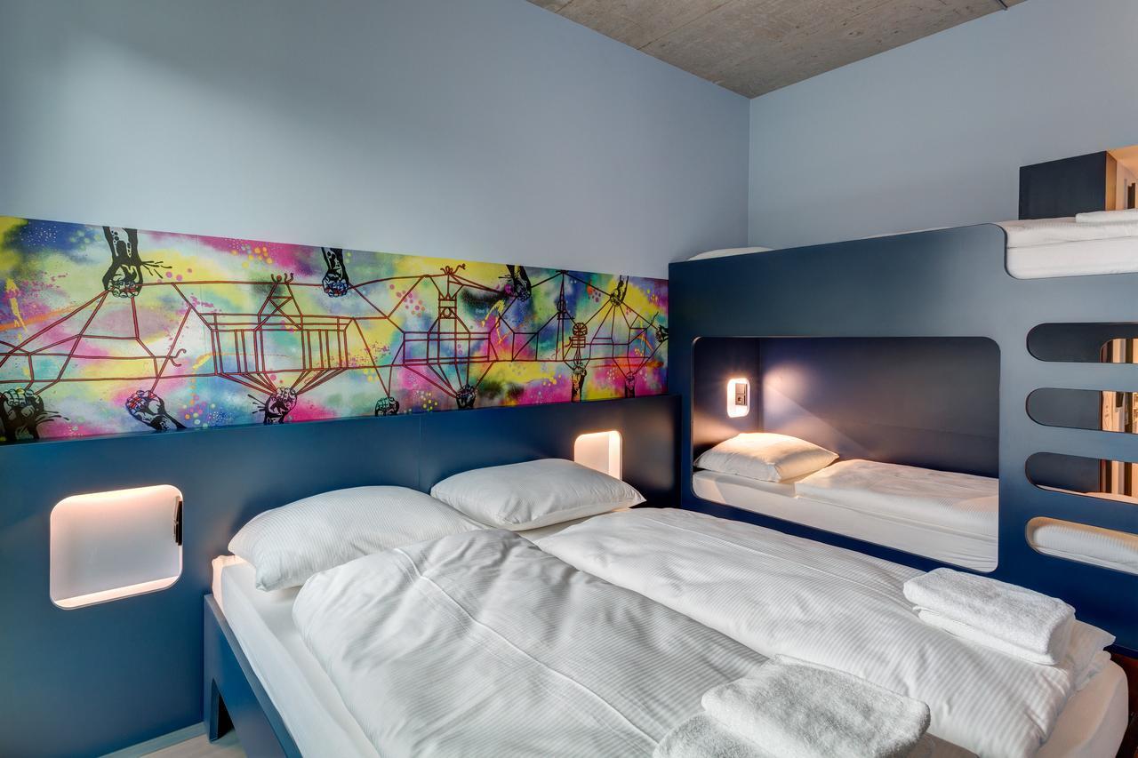 Meininger Hotel Berlin East Side Gallery Esterno foto