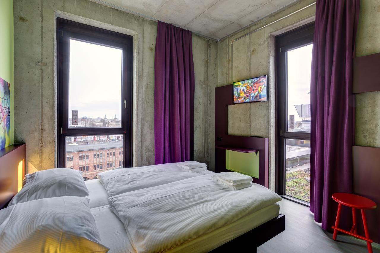 Meininger Hotel Berlin East Side Gallery Esterno foto